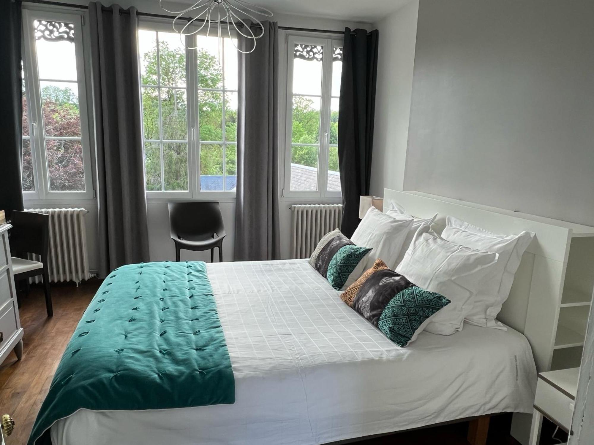 Chambres D'Hotes & Spa Les Perce Neige Vernou-sur-Brenne Екстериор снимка