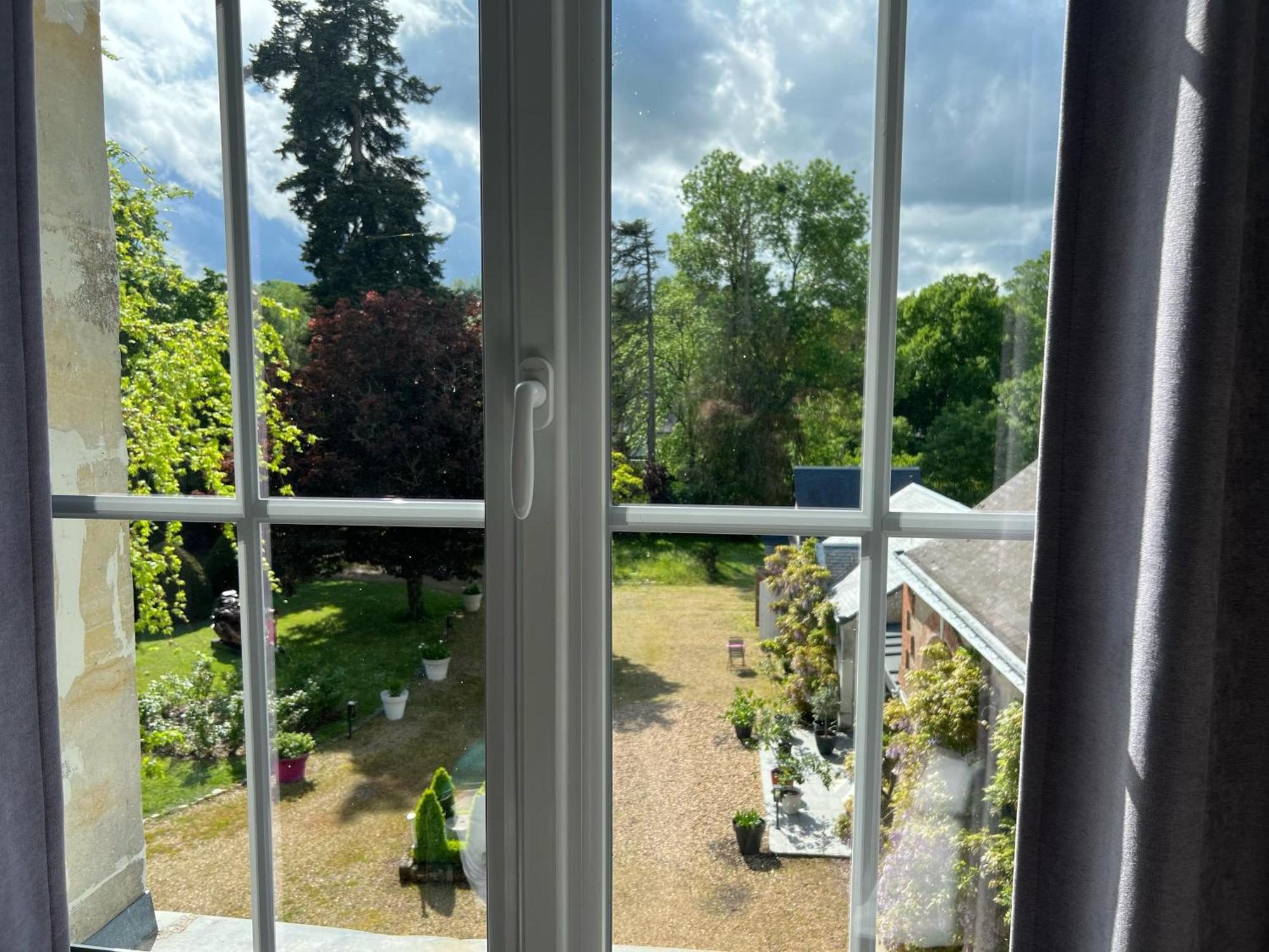 Chambres D'Hotes & Spa Les Perce Neige Vernou-sur-Brenne Екстериор снимка